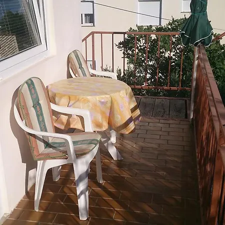 Mihoci Apartamento Starigrad Paklenica