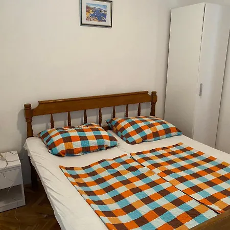 Mihoci * Starigrad Paklenica