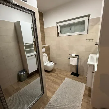 Mihoci Starigrad Paklenica