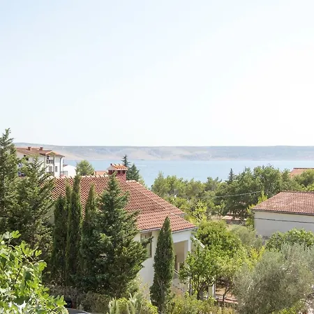 شقة Mihoci